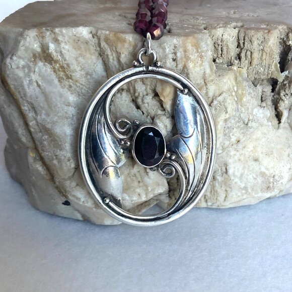 Sterling Silver 925 Beaded Oval Art Nouveau Style Garnet Pendant Necklace 18" - Picture 12 of 16